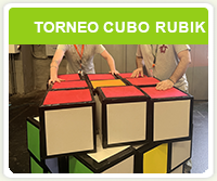 Torneo de cubo de Rubik gigante