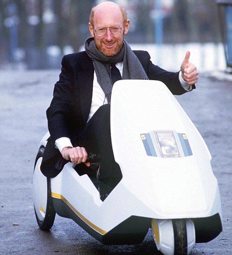 Photocall «Clive Sinclair en un C5»